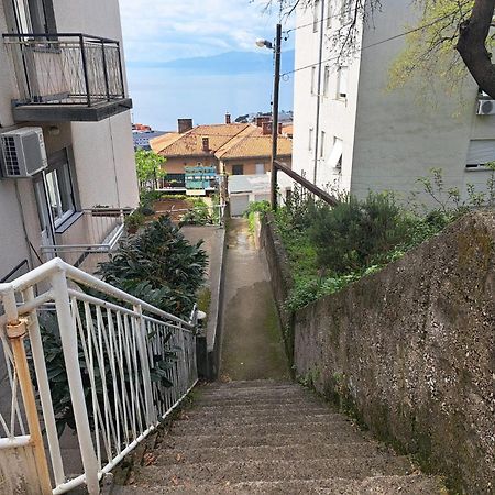 Studio Apartment Adriari With Large Terrace Rijeka Ngoại thất bức ảnh